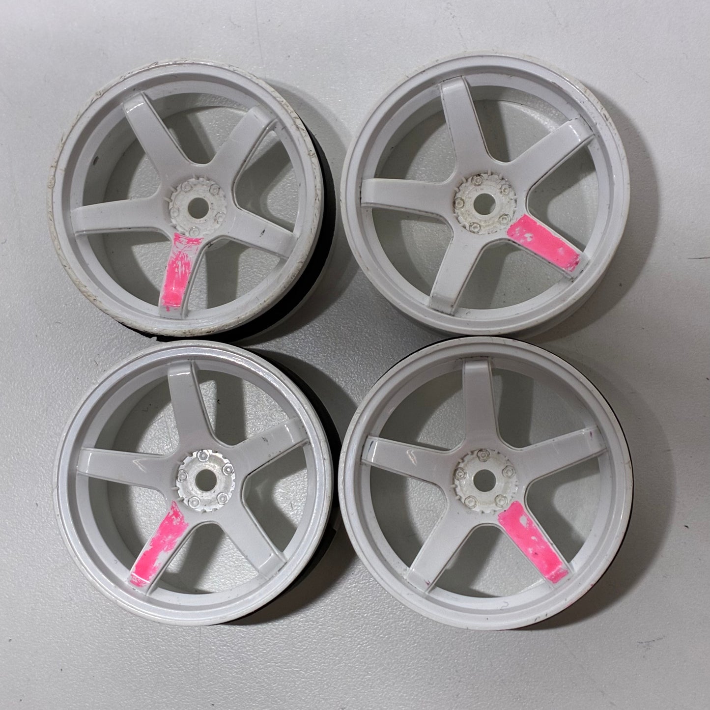 MST White Wheels 8.0 Offset
