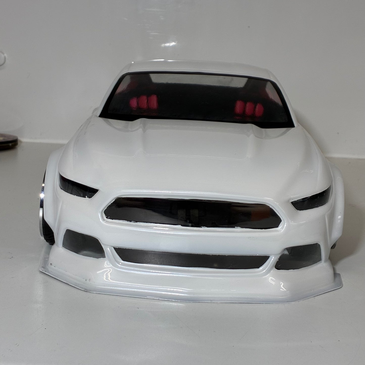 HPI Ford Mustang White Pearl Bodyshell 200+mm Wide
