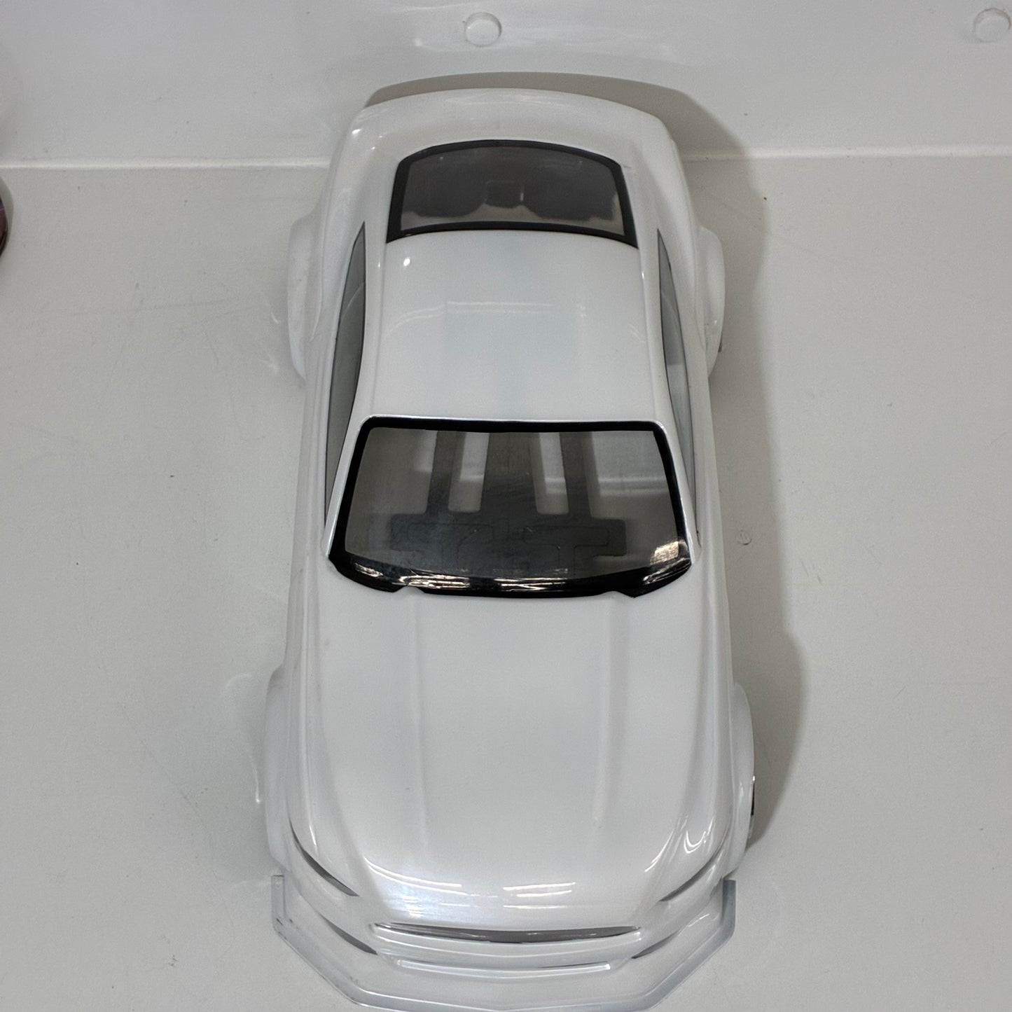 HPI Ford Mustang White Pearl Bodyshell 200+mm Wide