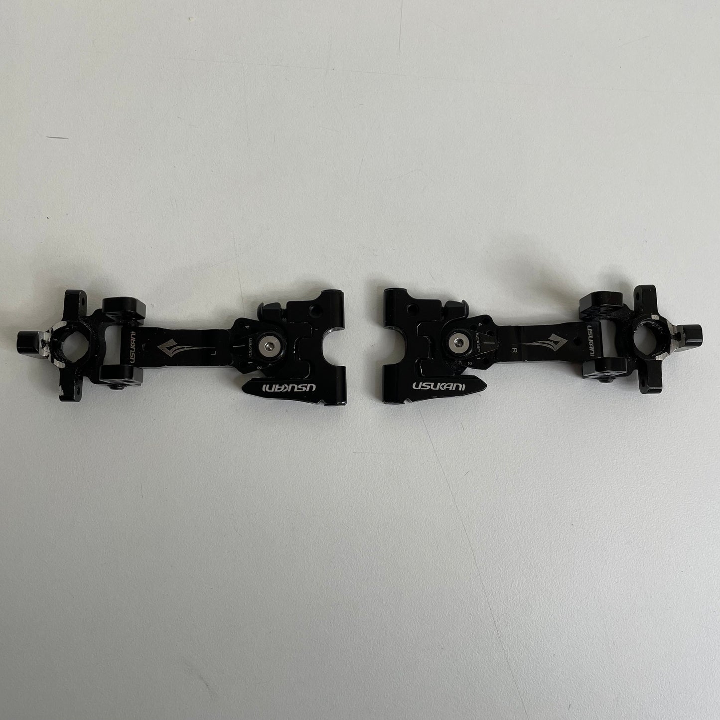Usukani Control Arms Black Alloy Rear