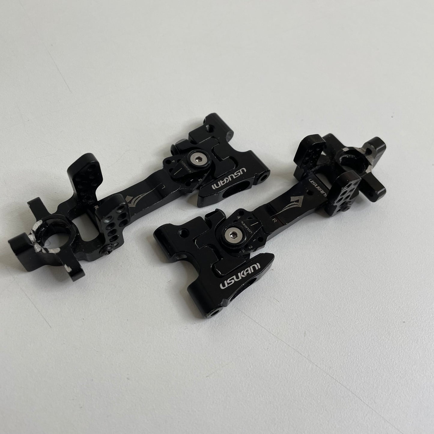 Usukani Control Arms Black Alloy Rear