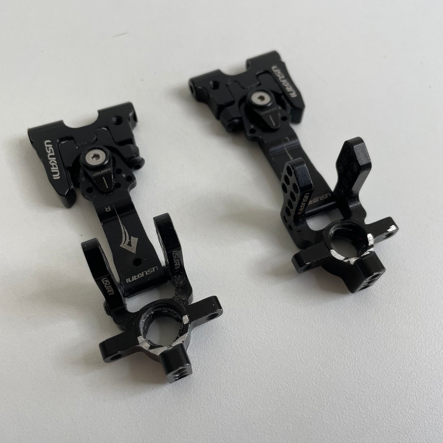 Usukani Control Arms Black Alloy Rear
