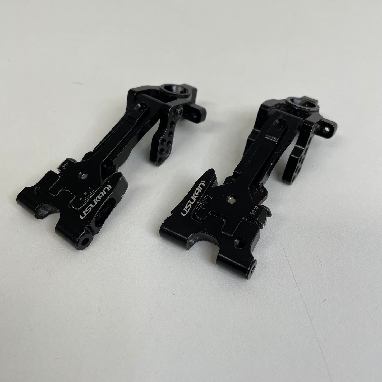 Usukani Control Arms Black Alloy Rear