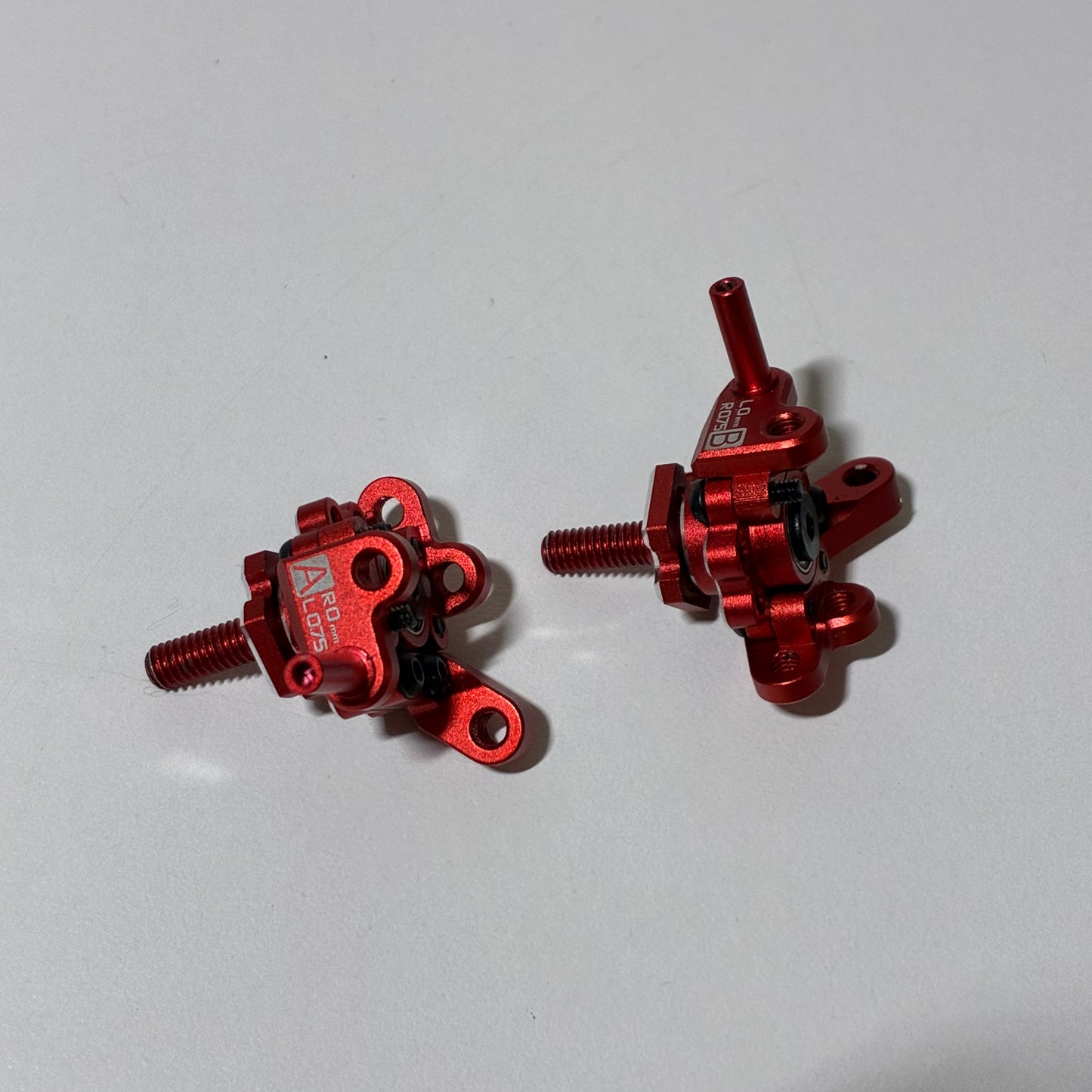 Team AD Knuckles AD-9012 Red Alloy Steering Blocks & Axles