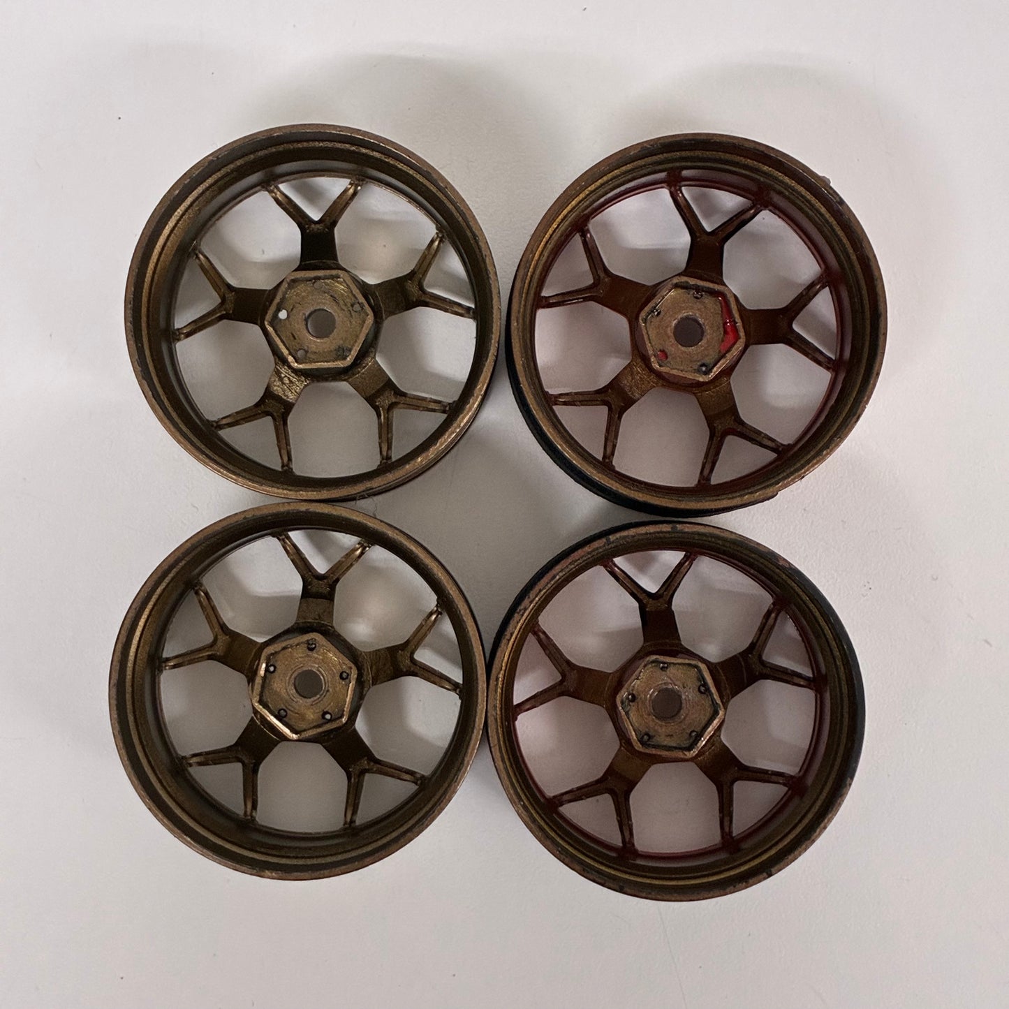 DS Racing Feathery Gold Red Wheels Offset 6?