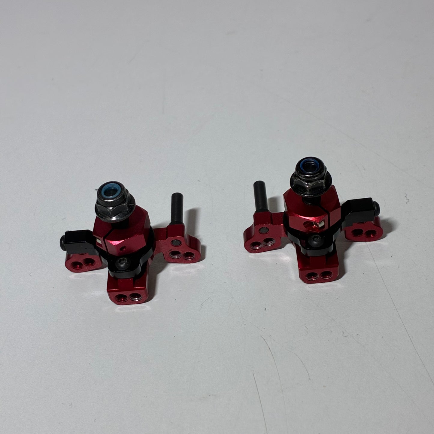 MST RMX FMX FRX Red Alloy ATK V2 Knuckles 820158