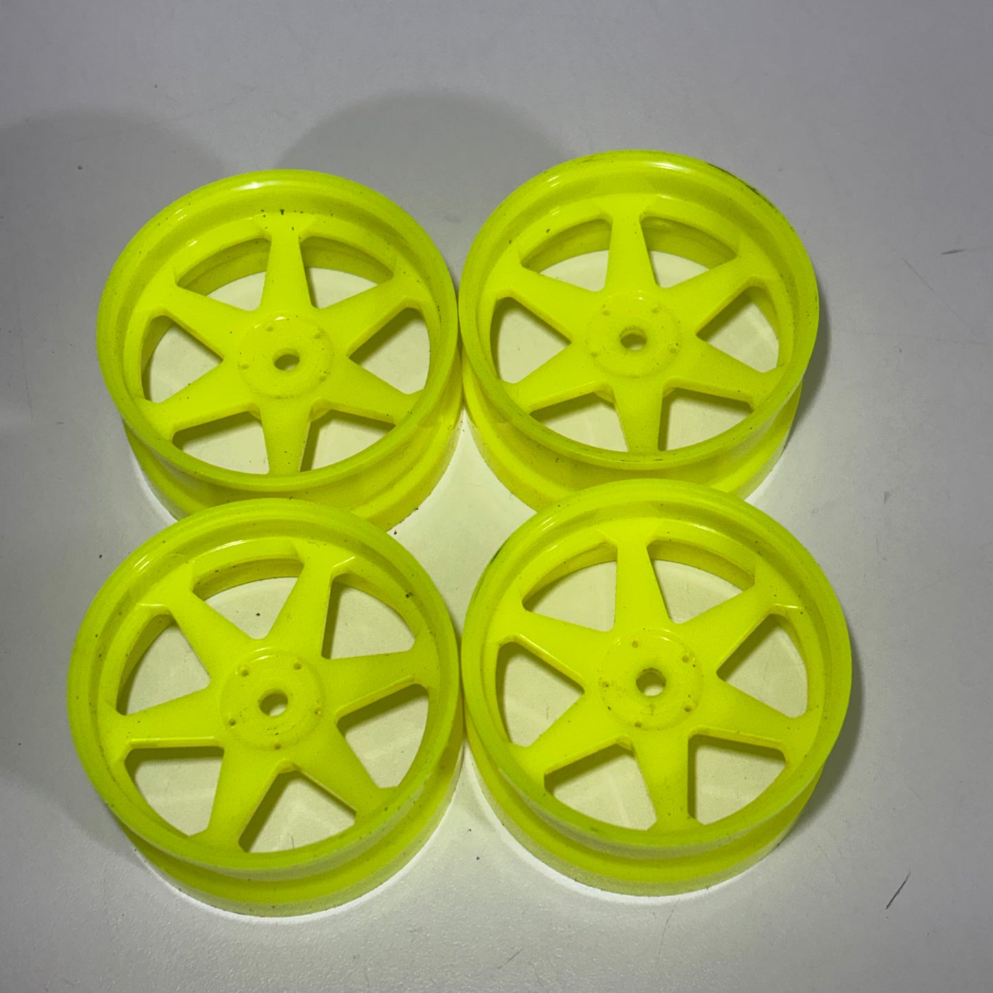 Onisiki Yellow 6mm Offset Wheels