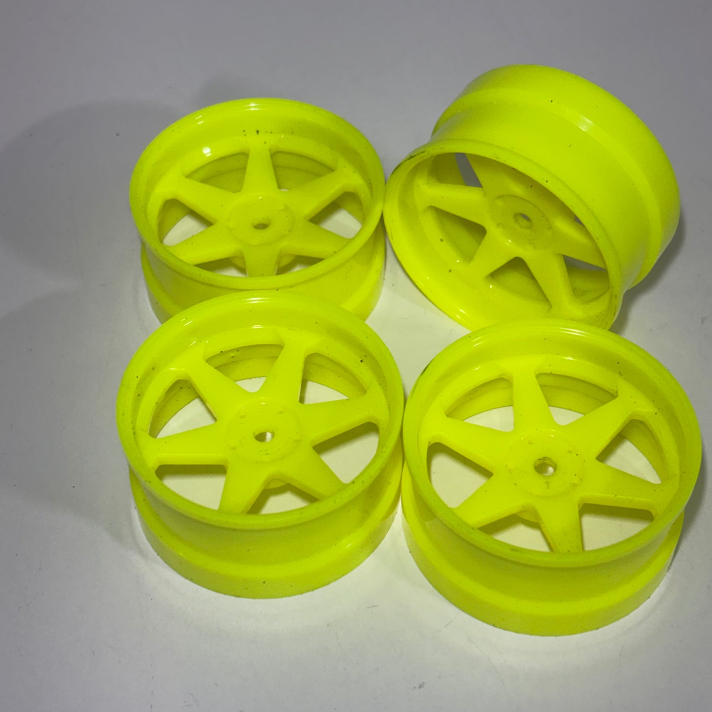 Onisiki Yellow 6mm Offset Wheels