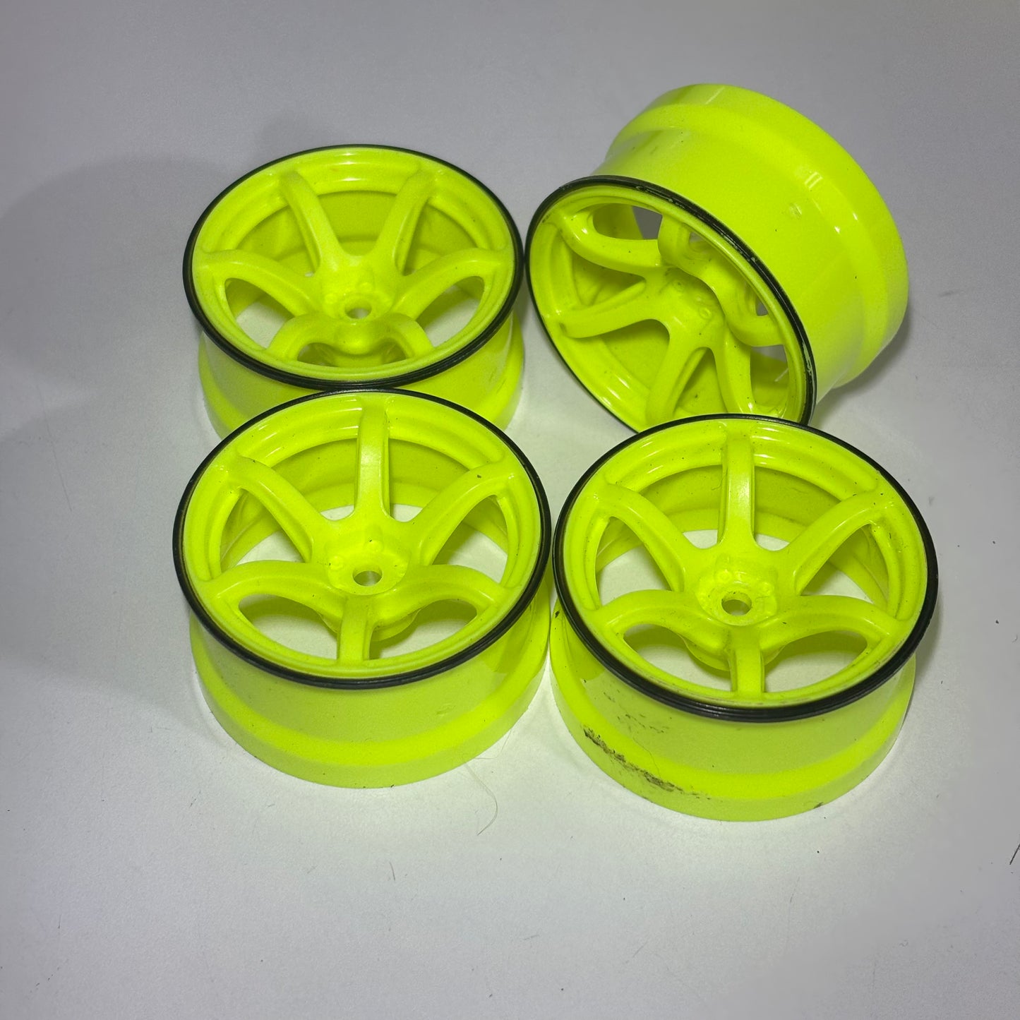 Yokomo Yellow 6mm Offset Wheels