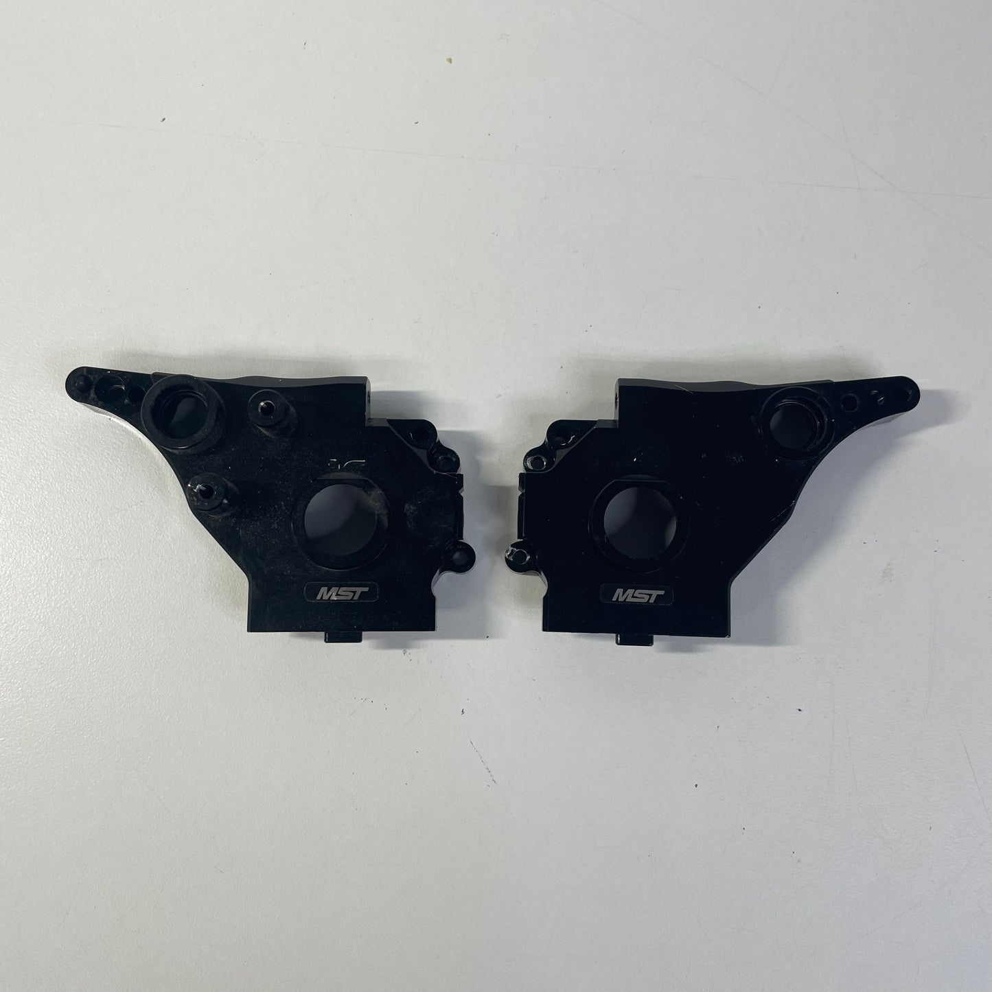 Genuine MST RMX 2.5 Black Alloy Gearbox Housing