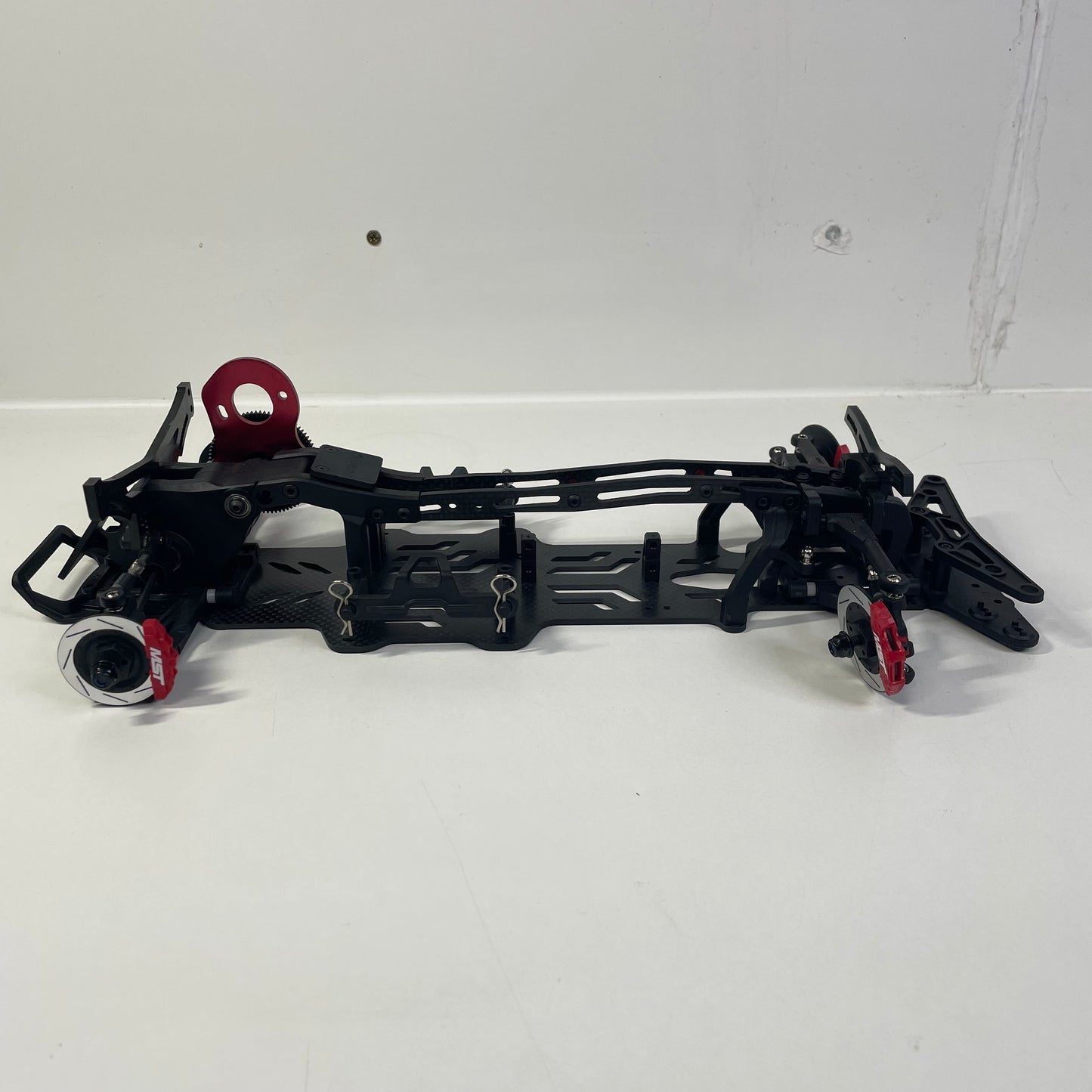 MST RMX 2.5 RWD Drift Chassis & Carbon Deck Conversion