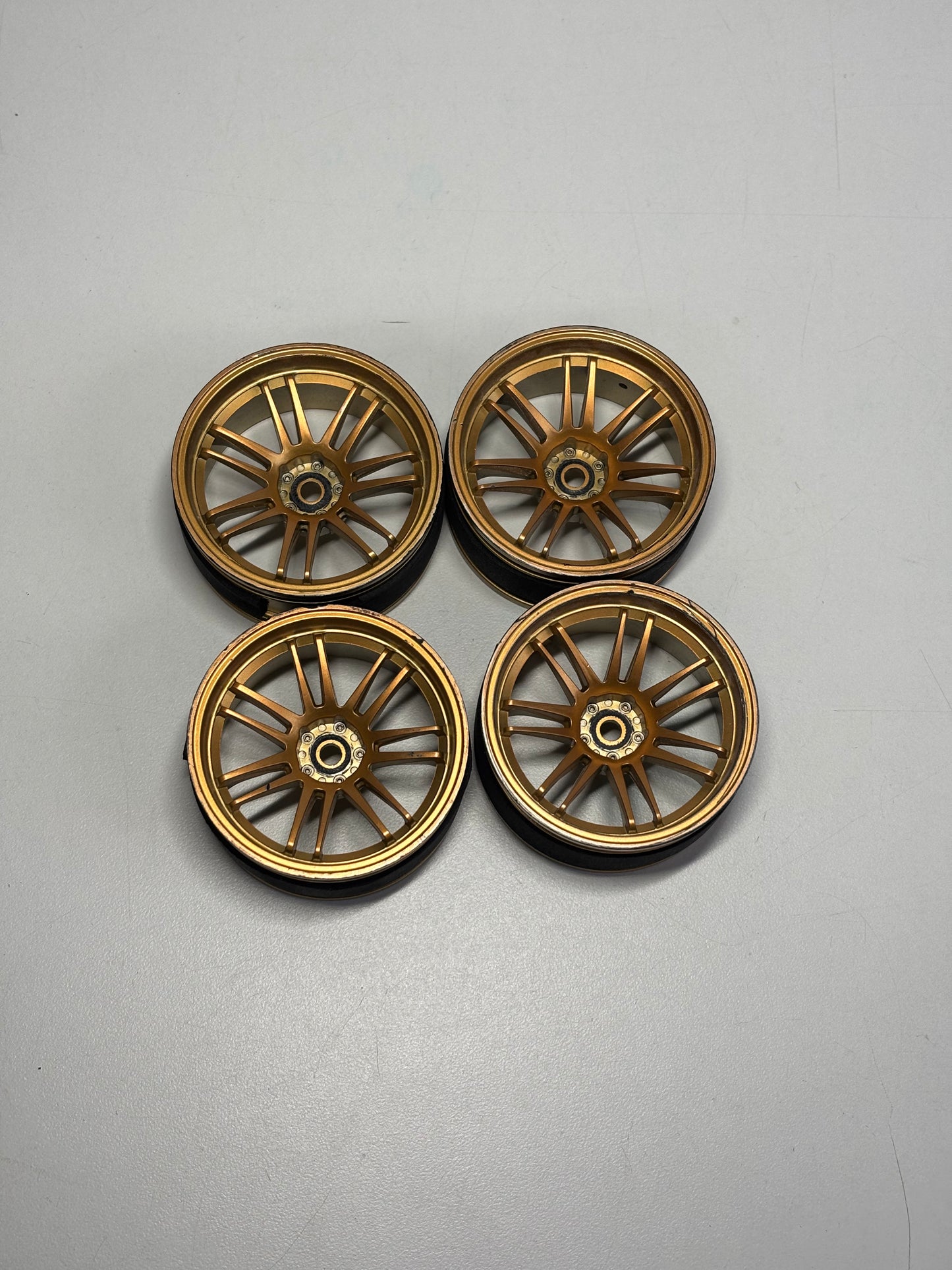 MST Gold Wheels Offset 8/10