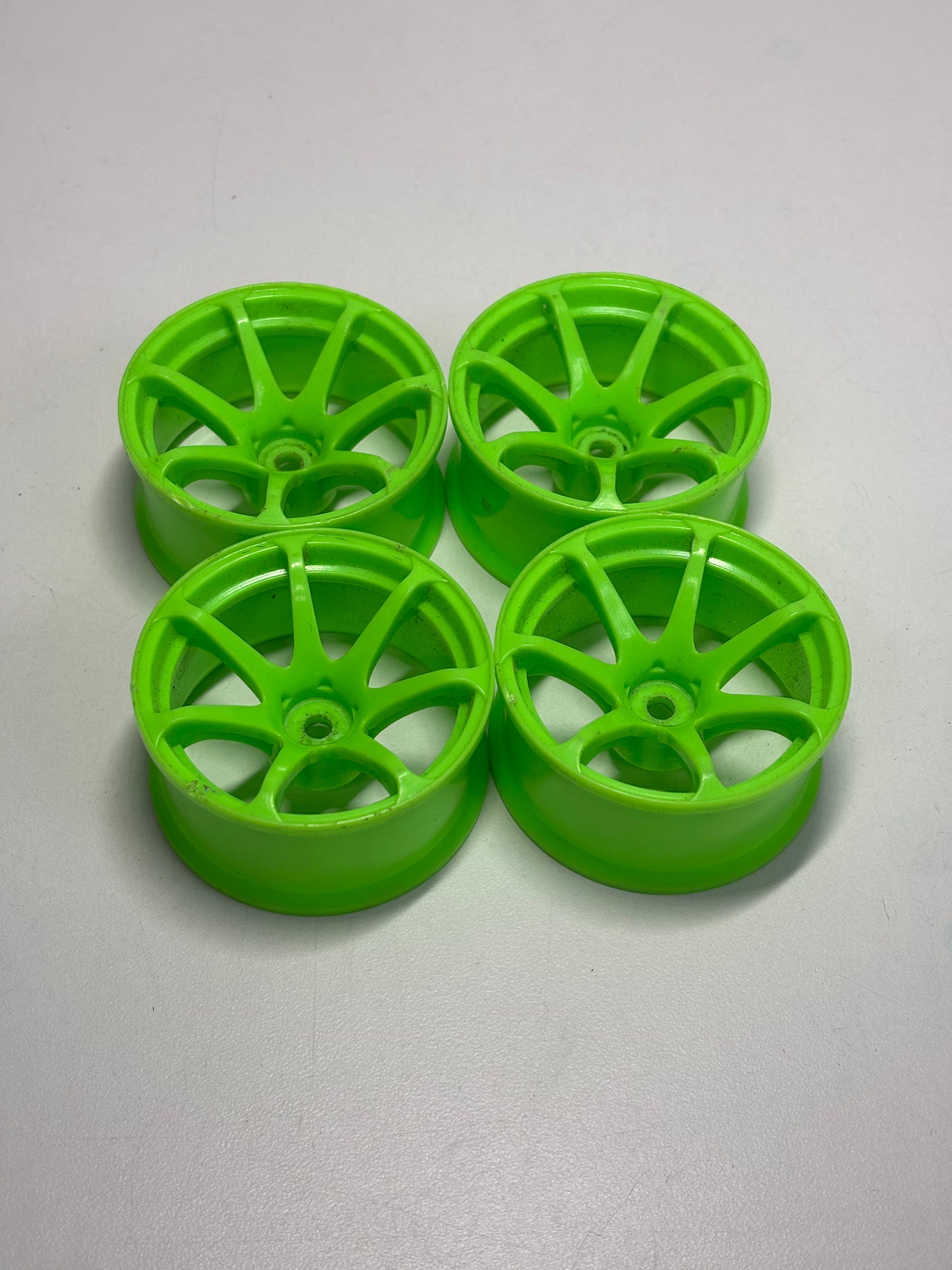 Topline? Wheels AVS Model 7 Green Offset 10