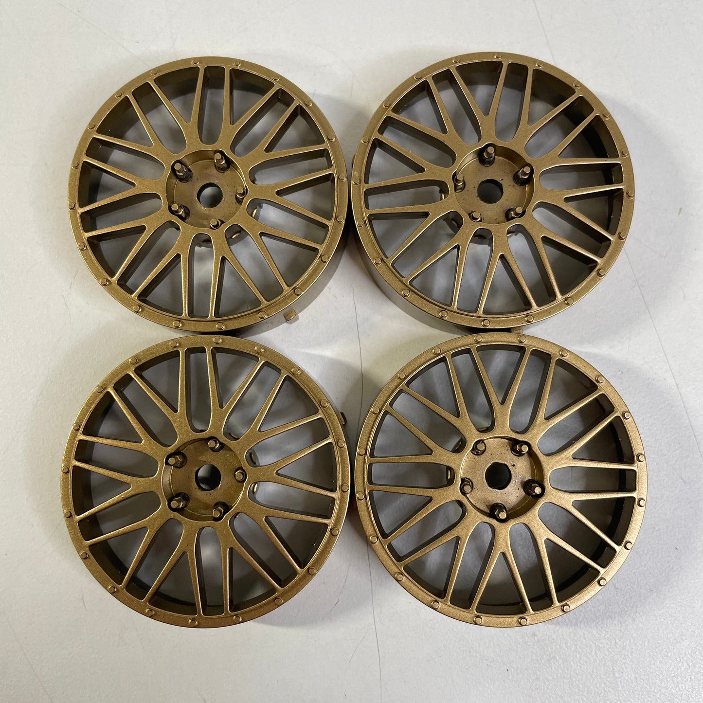 MST Wheel Centres X4 Gold