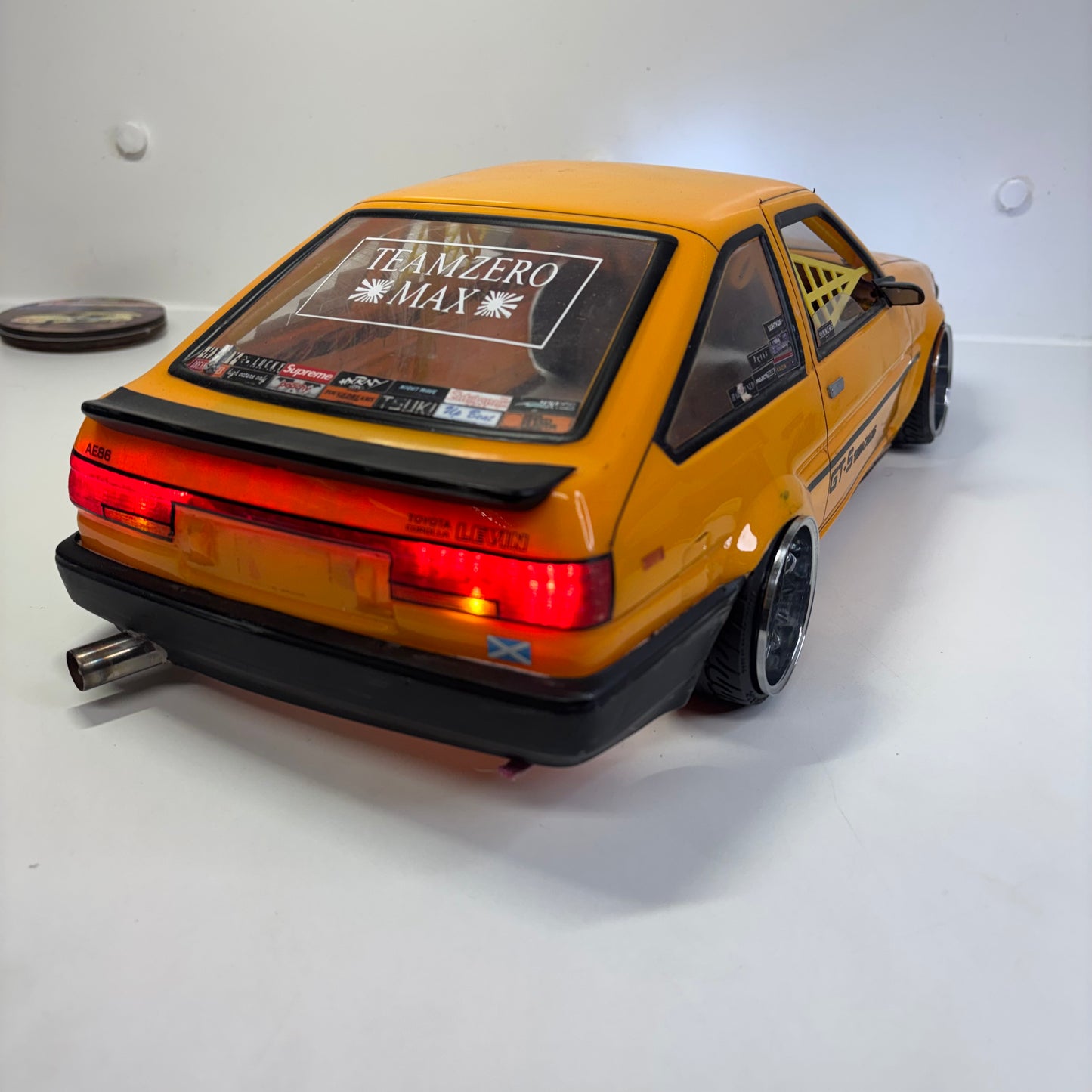 Toyota AE86 Pandora? Team Zeromax Body Shell Yellow Flashing Light Kit Backfire