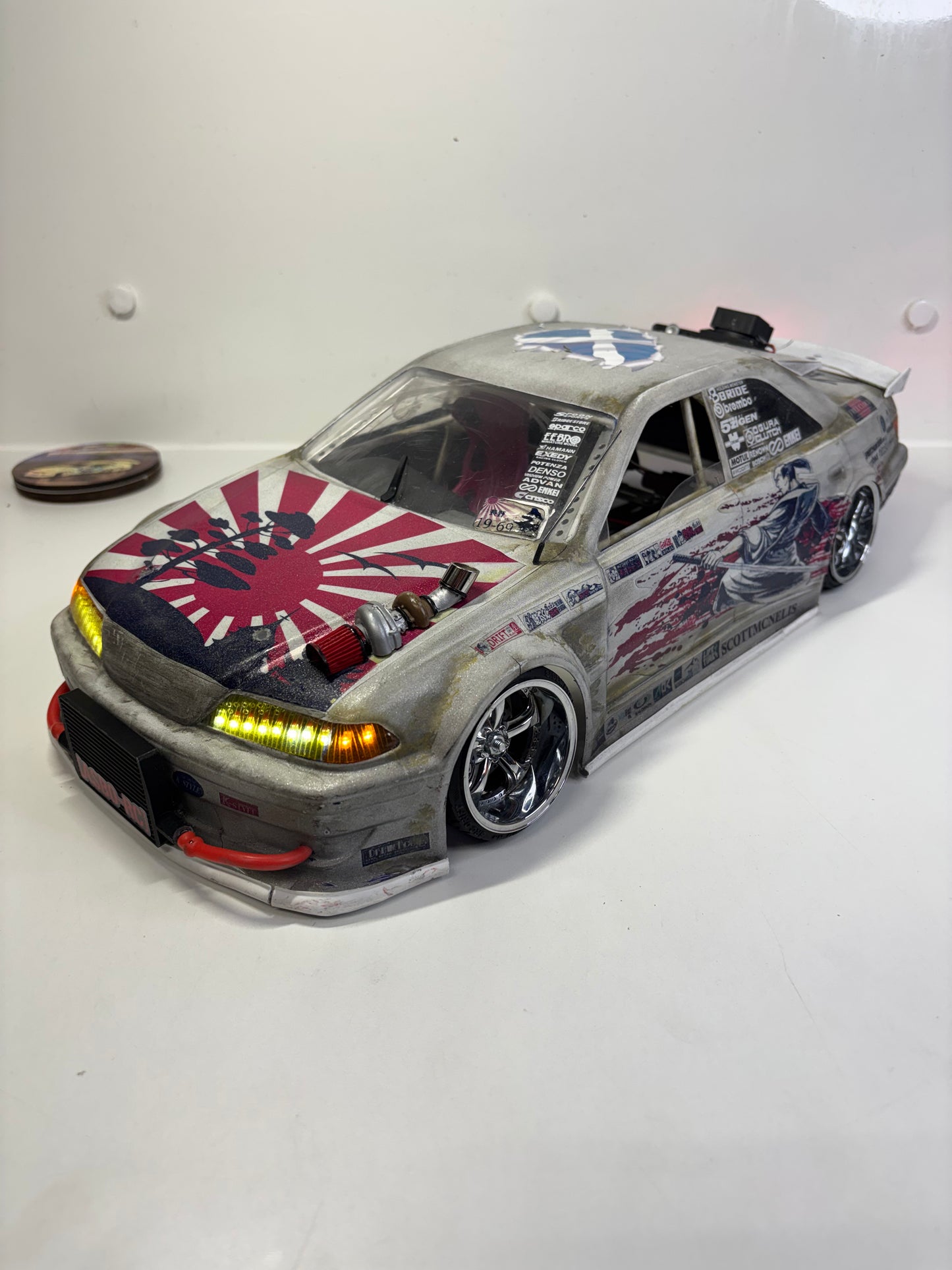 Team Zeromax Toyota Chaser Mark II Bodyshell