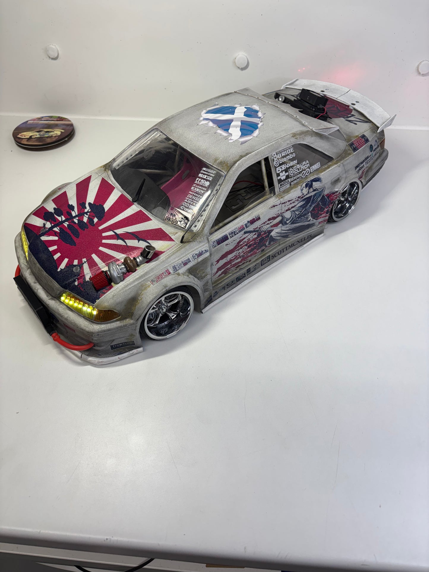 Team Zeromax Toyota Chaser Mark II Bodyshell