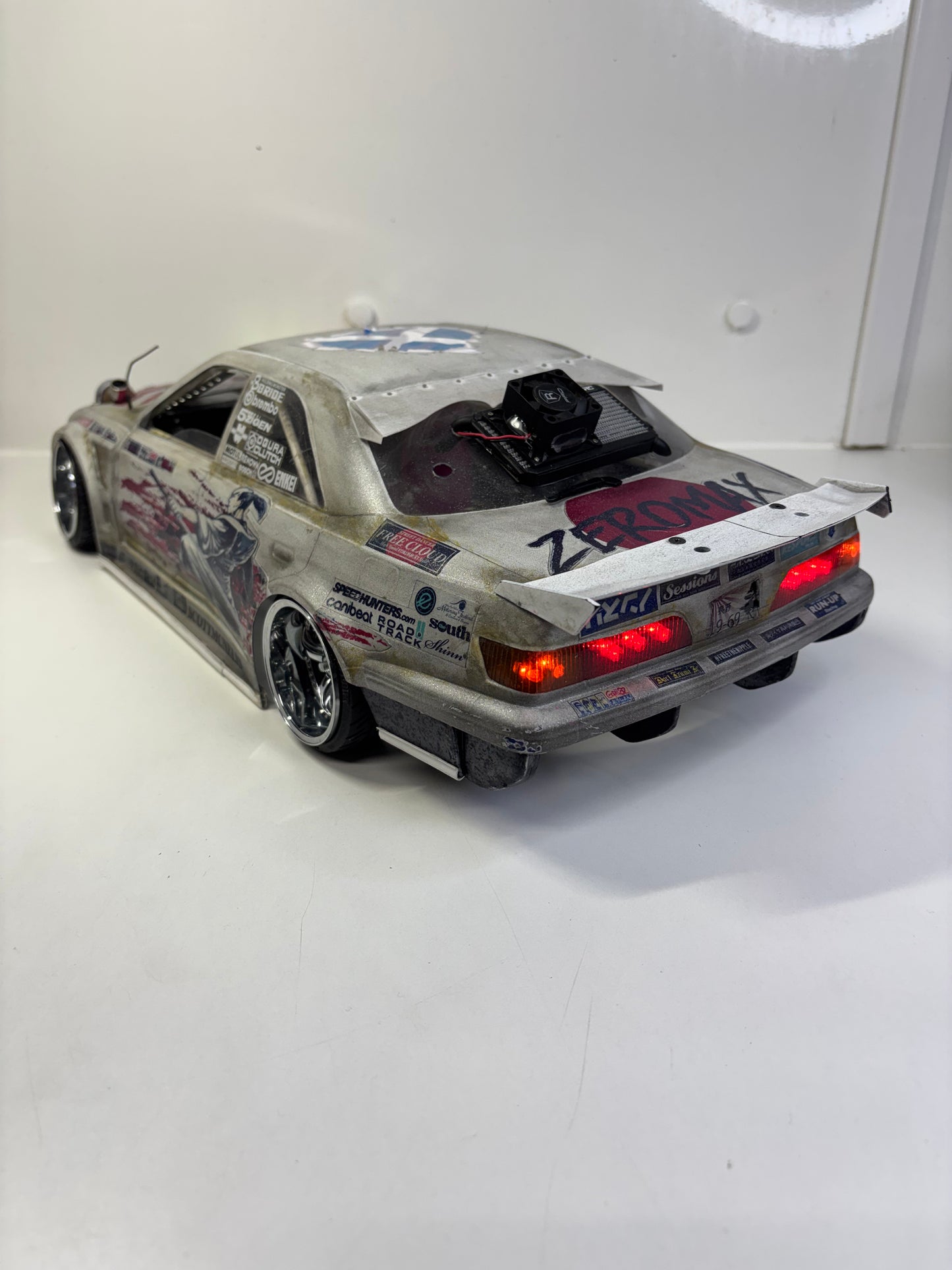 Team Zeromax Toyota Chaser Mark II Bodyshell