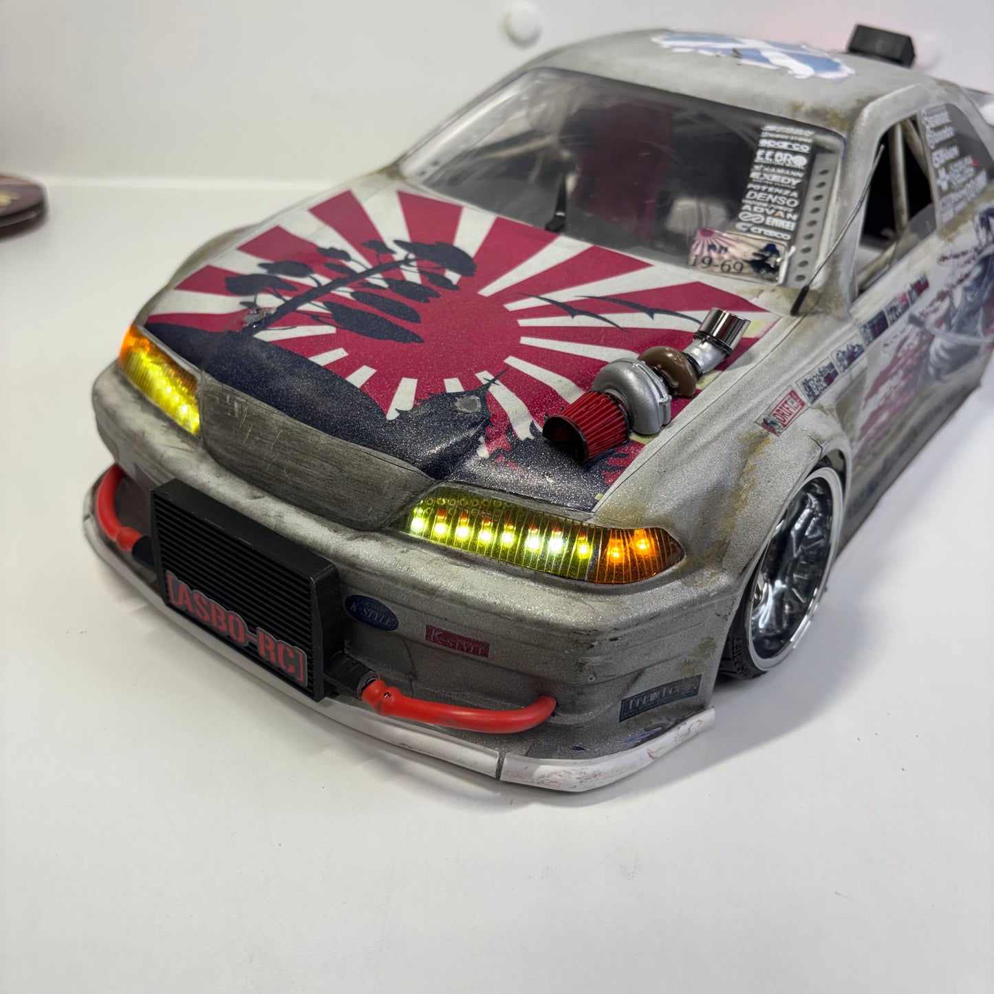 Team Zeromax Toyota Chaser Mark II Bodyshell