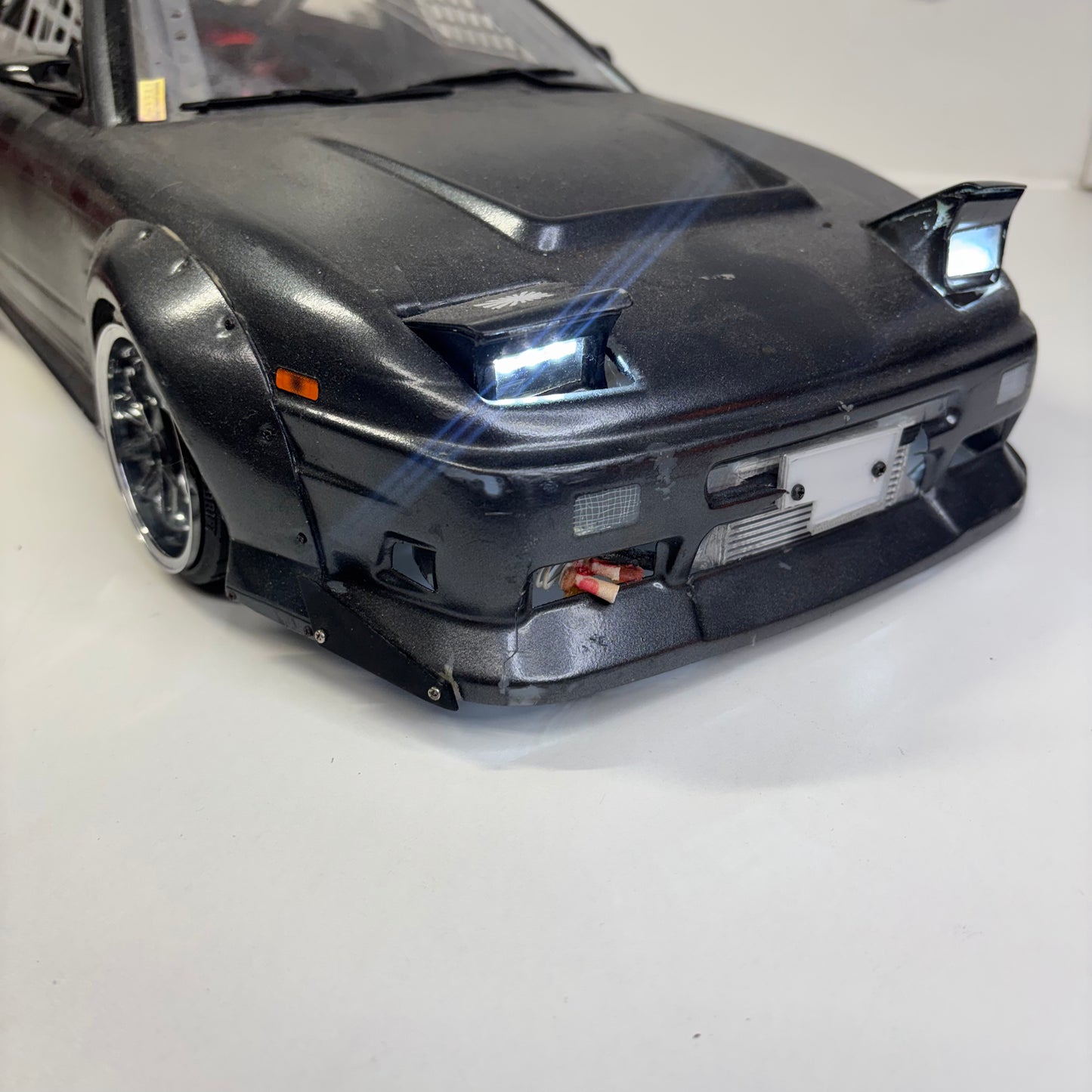 Team Zeromax Nissan 180SX Bodyshell Grey With LED's & Backfire