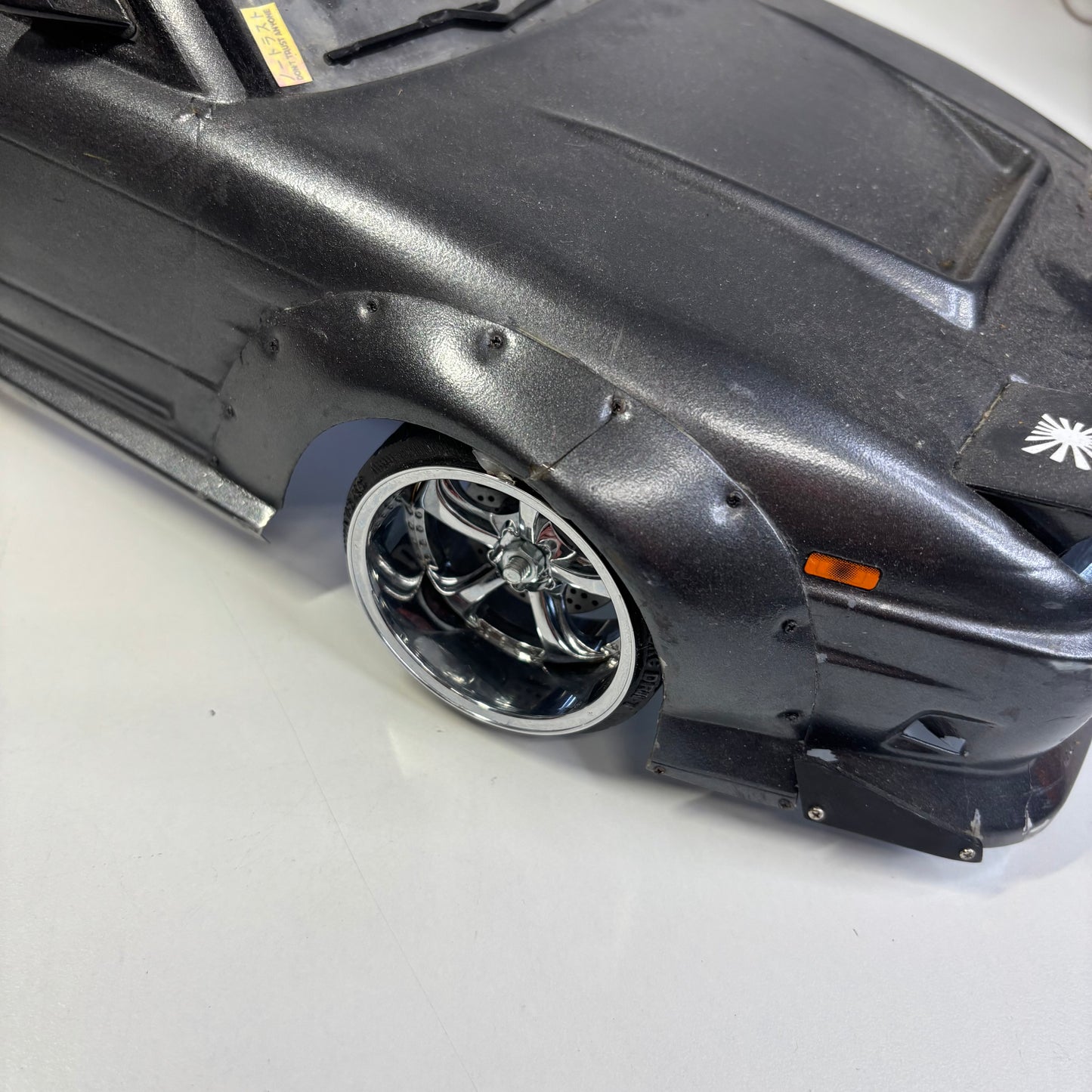 Team Zeromax Nissan 180SX Bodyshell Grey With LED's & Backfire