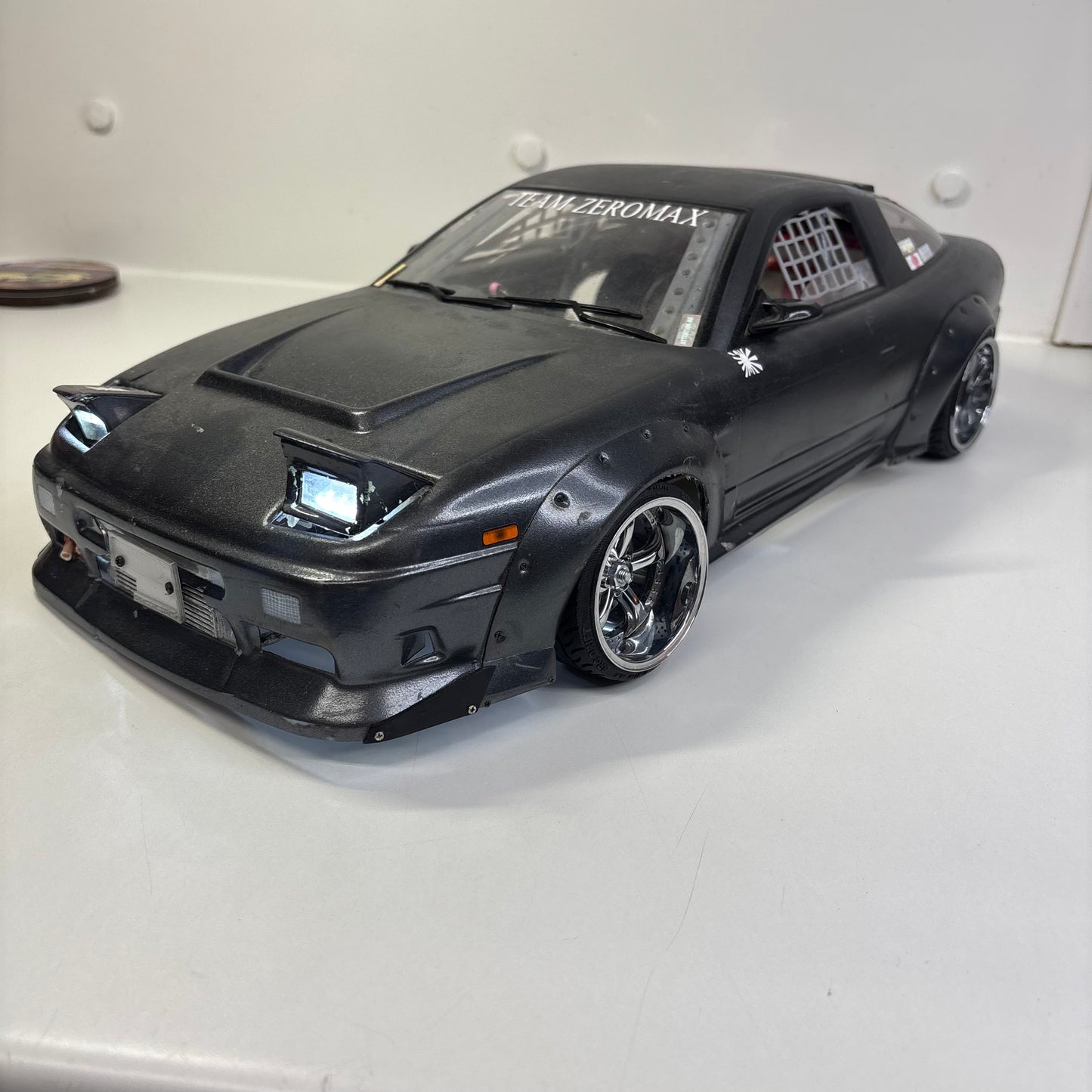 Team Zeromax Nissan 180SX Bodyshell Grey With LED's & Backfire
