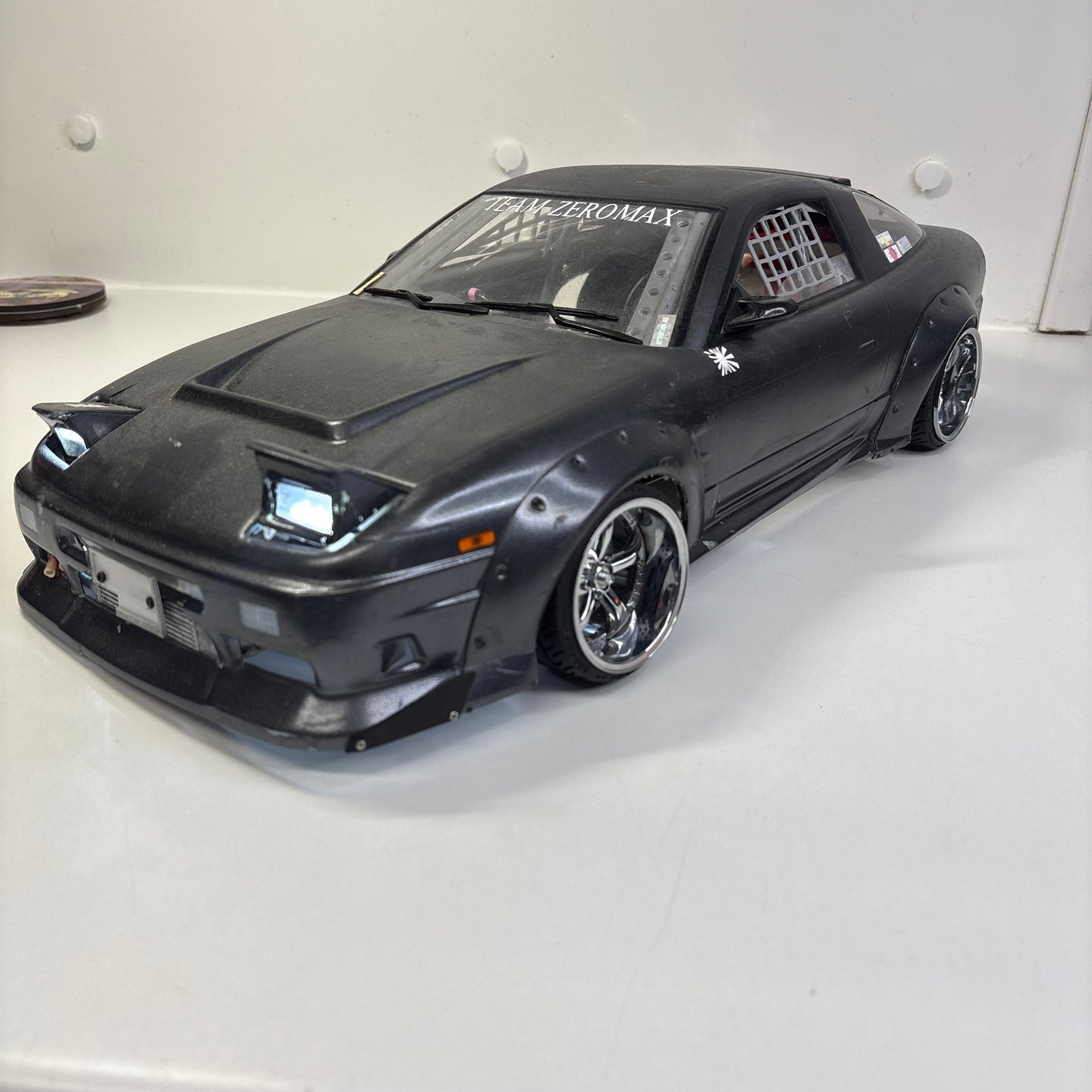 Team Zeromax Nissan 180SX Bodyshell Grey With LED's & Backfire