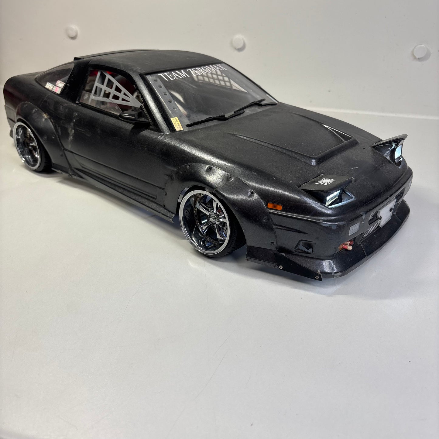 Team Zeromax Nissan 180SX Bodyshell Grey With LED's & Backfire
