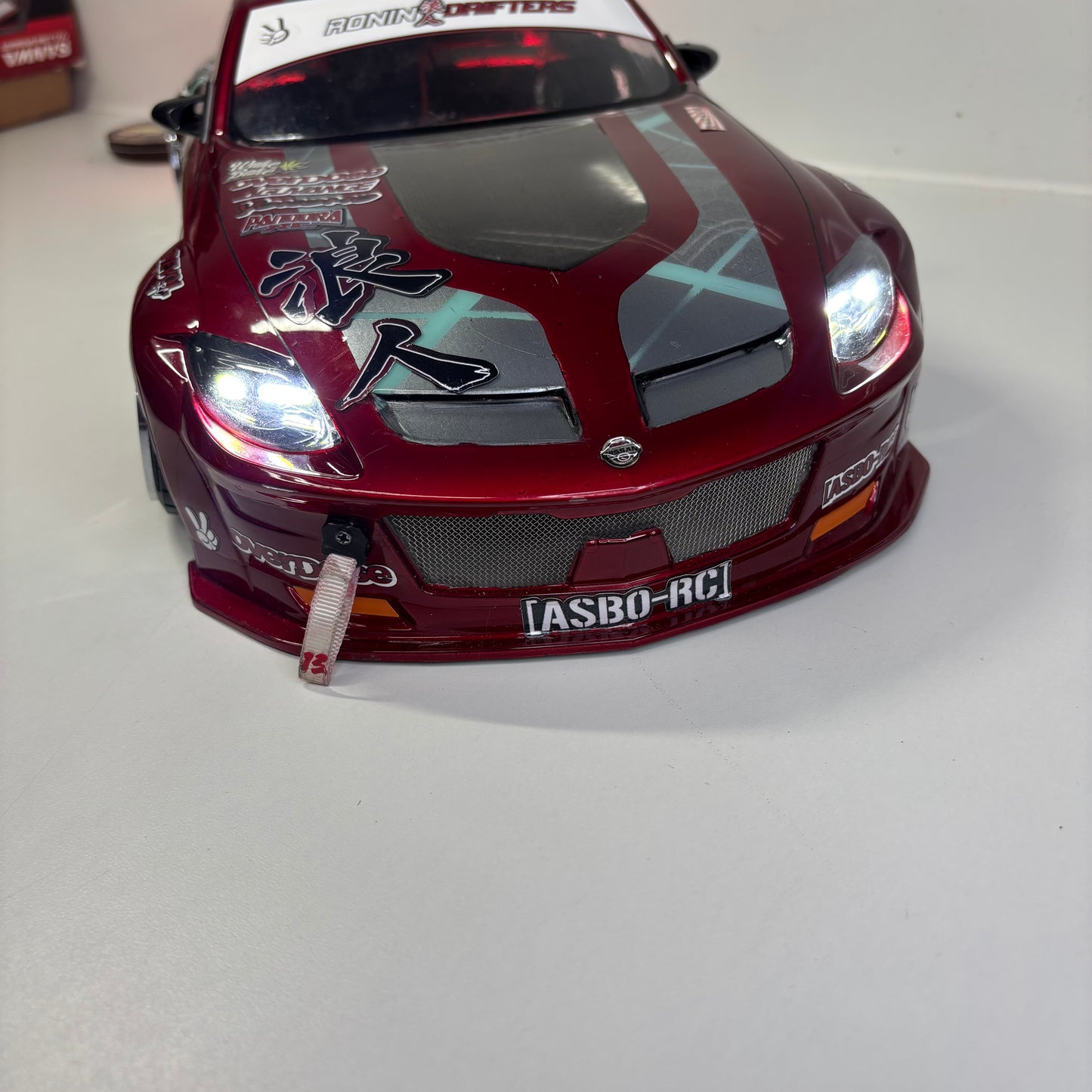 Bodyshell Red Nissan Z400 Ronin Drift Lounge