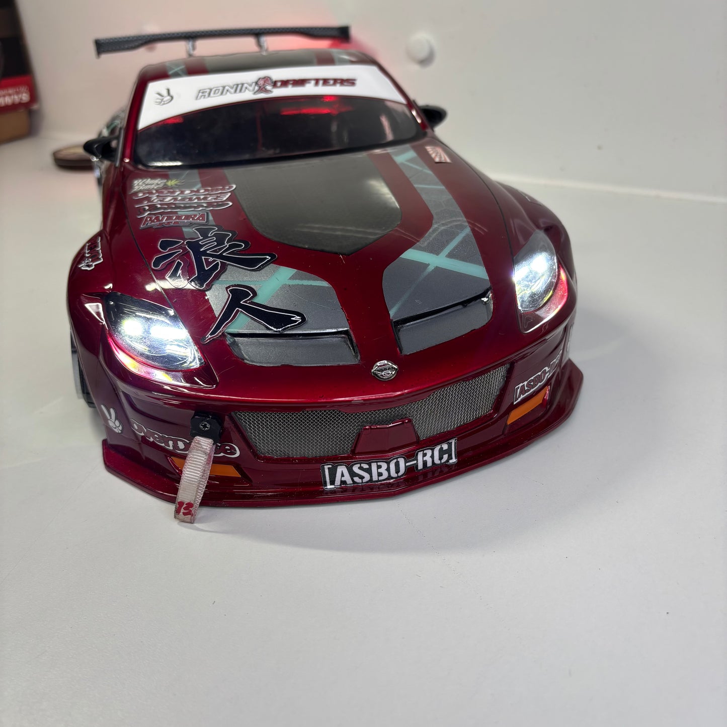 Bodyshell Red Nissan Z400 Ronin Drift Lounge