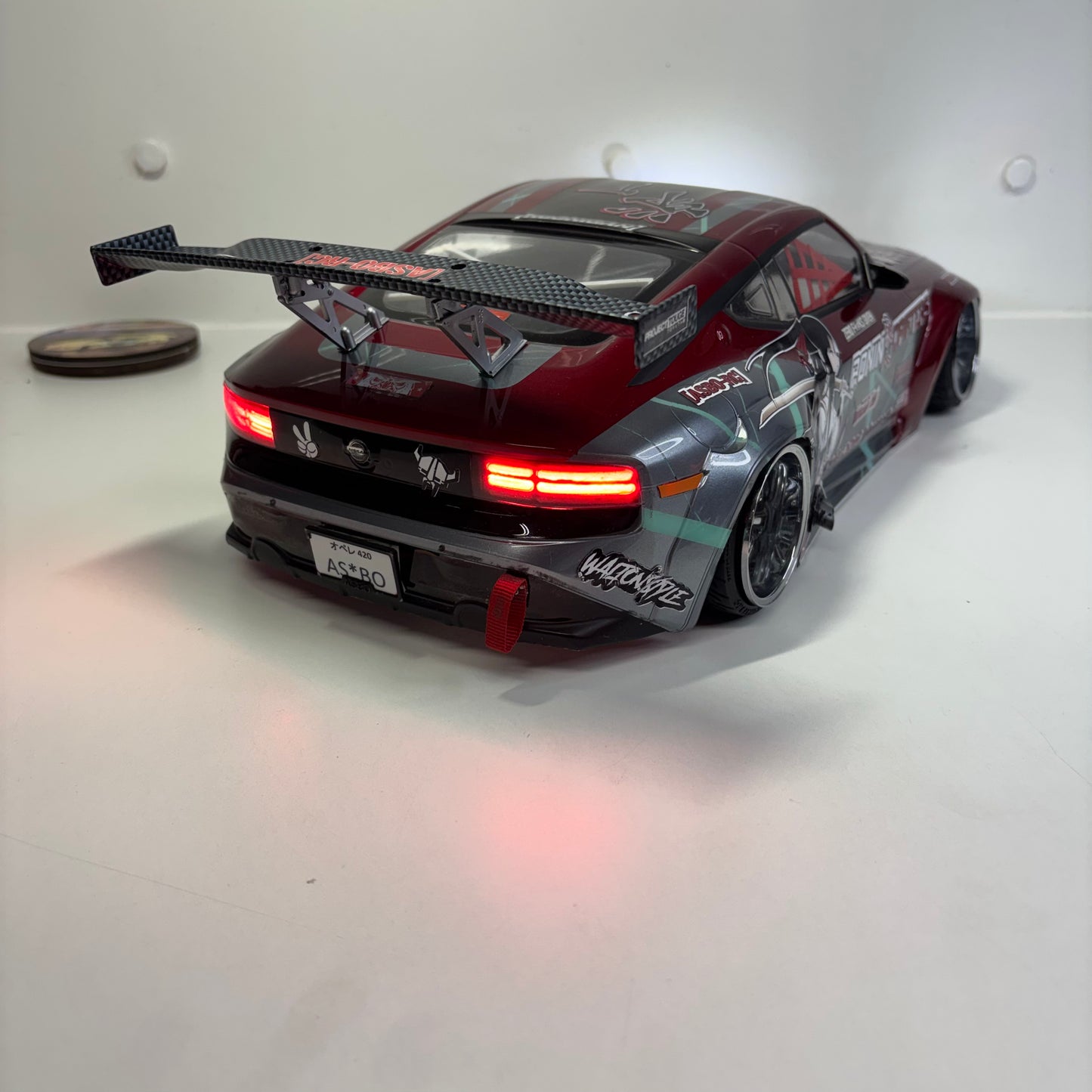 Bodyshell Red Nissan Z400 Ronin Drift Lounge