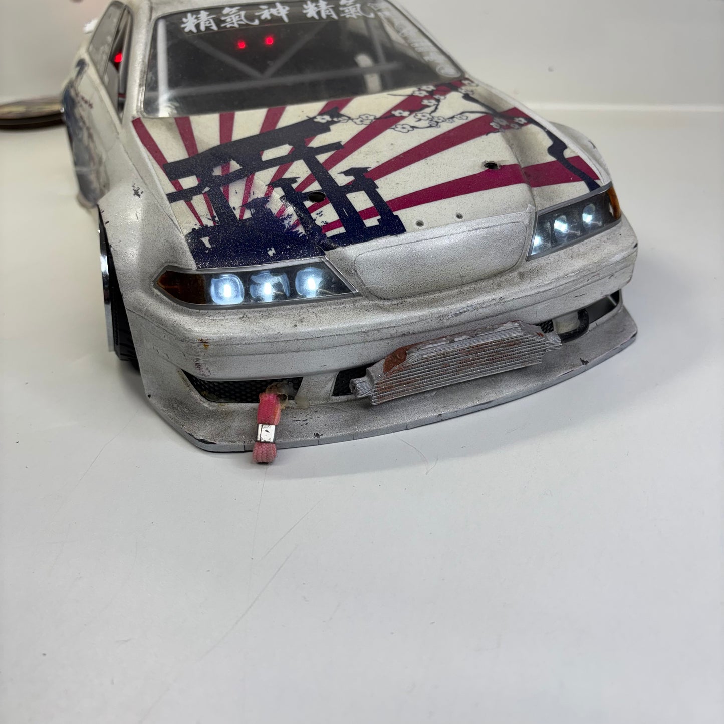 Team Zeromax Toyota Chaser Mark II Bodyshell White