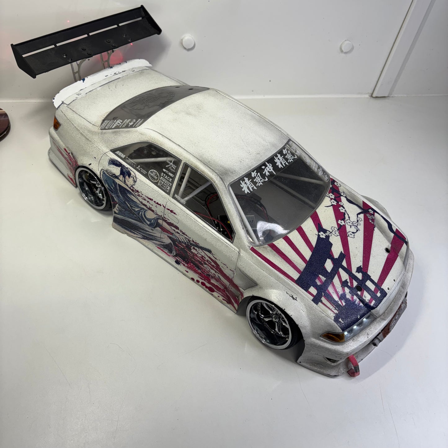 Team Zeromax Toyota Chaser Mark II Bodyshell White