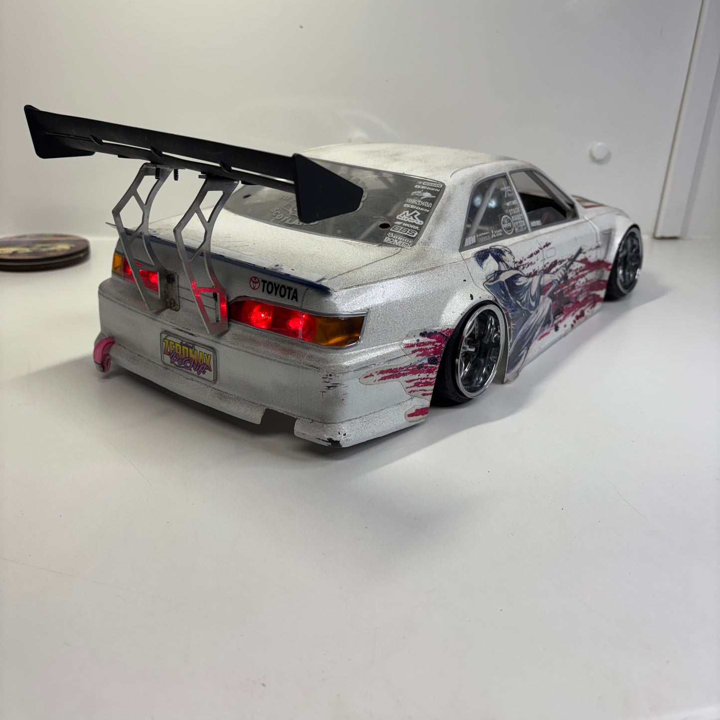 Team Zeromax Toyota Chaser Mark II Bodyshell White