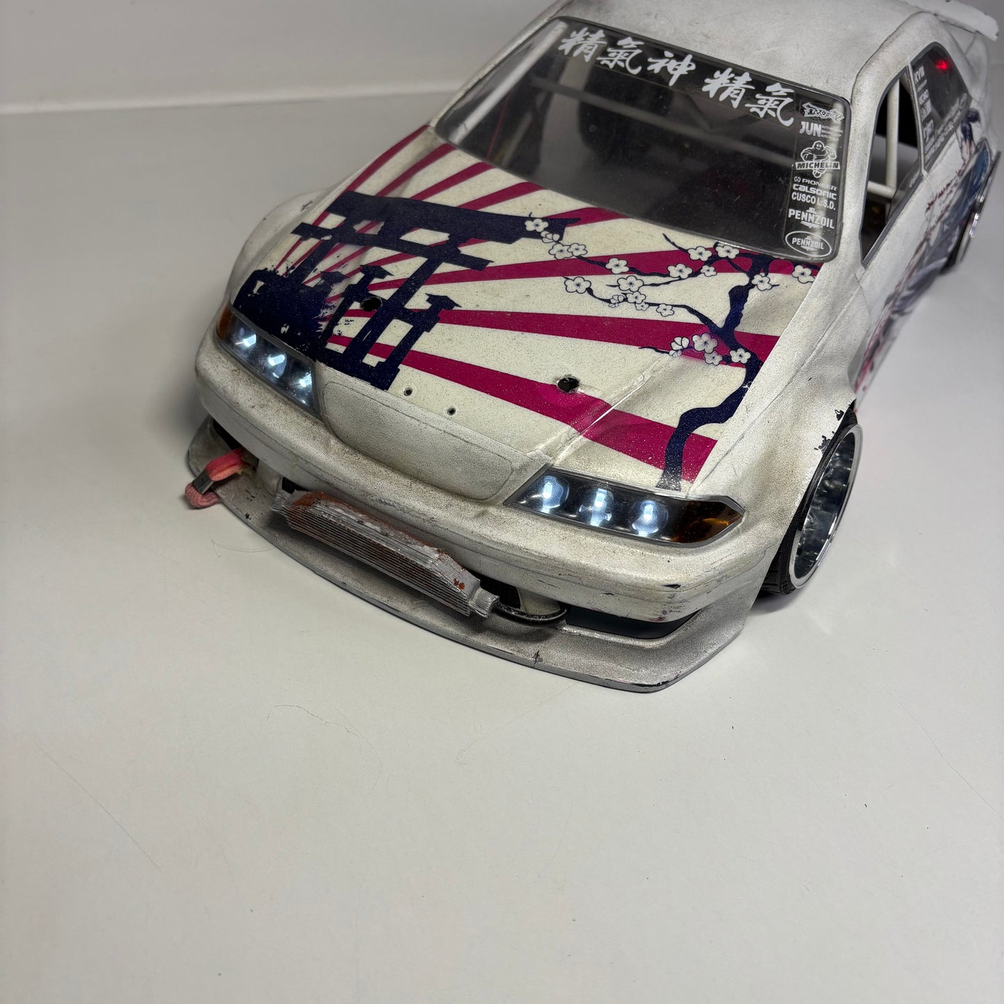 Team Zeromax Toyota Chaser Mark II Bodyshell White