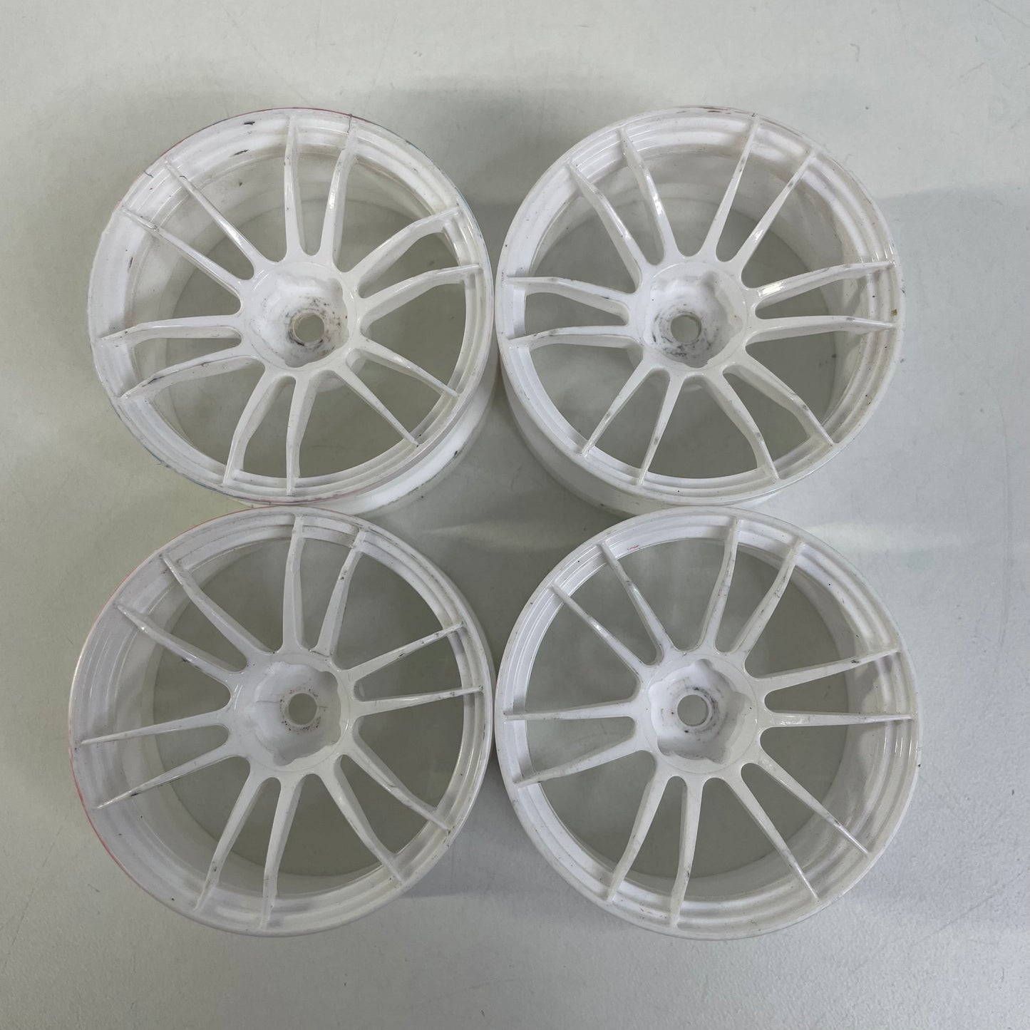 Reve D White Wheels 6mm Offset