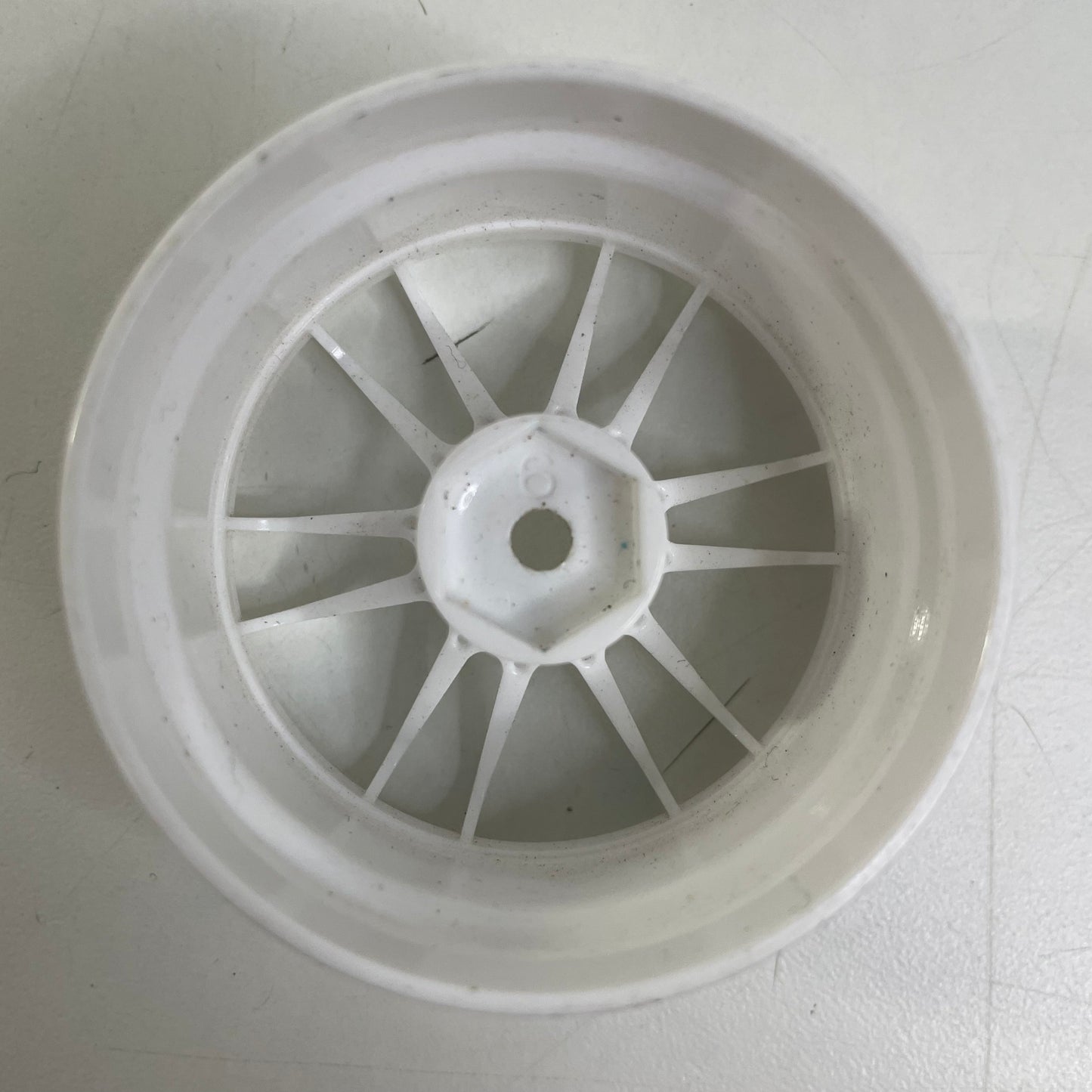 Reve D White Wheels 6mm Offset
